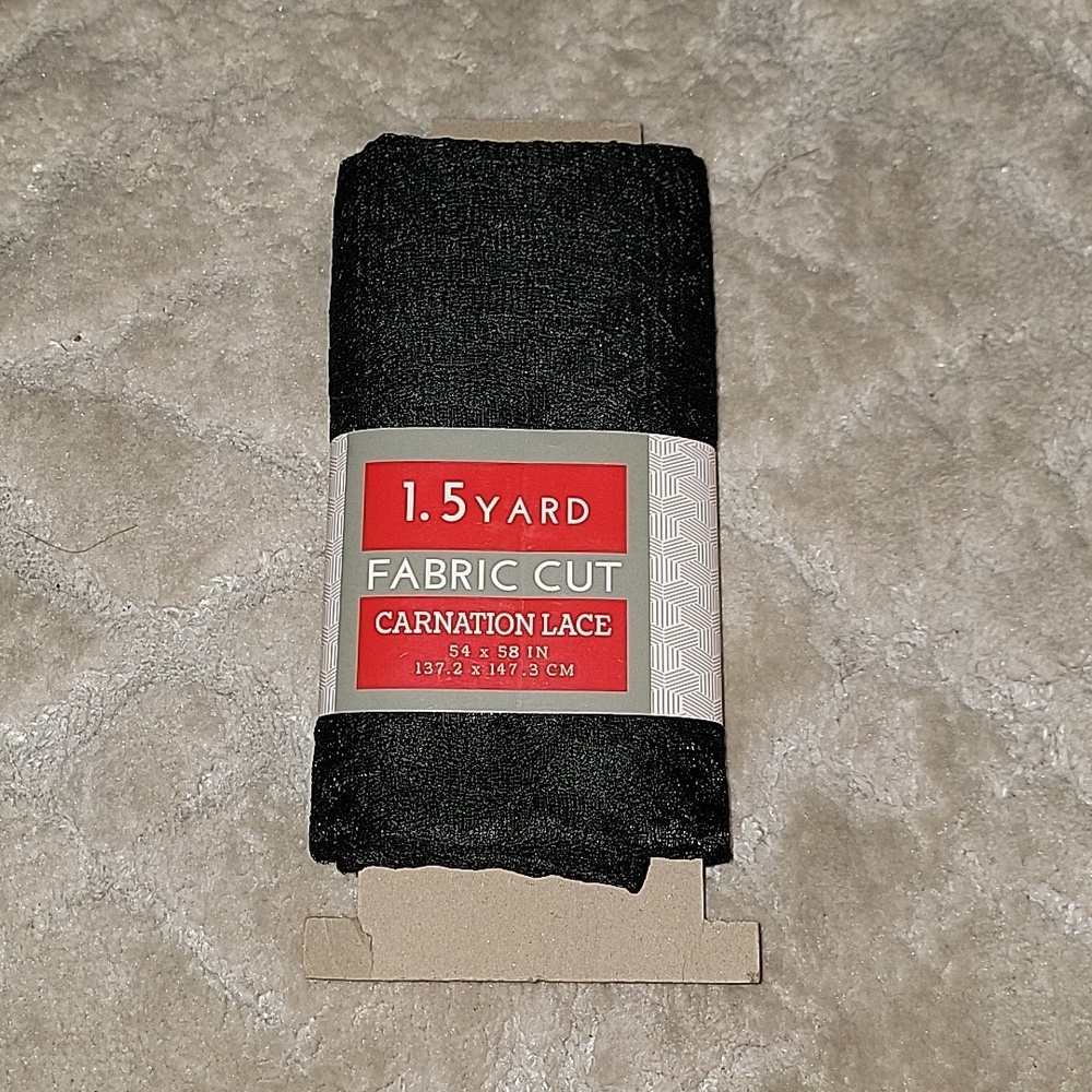 (J21) Lace material 1.5 yard
